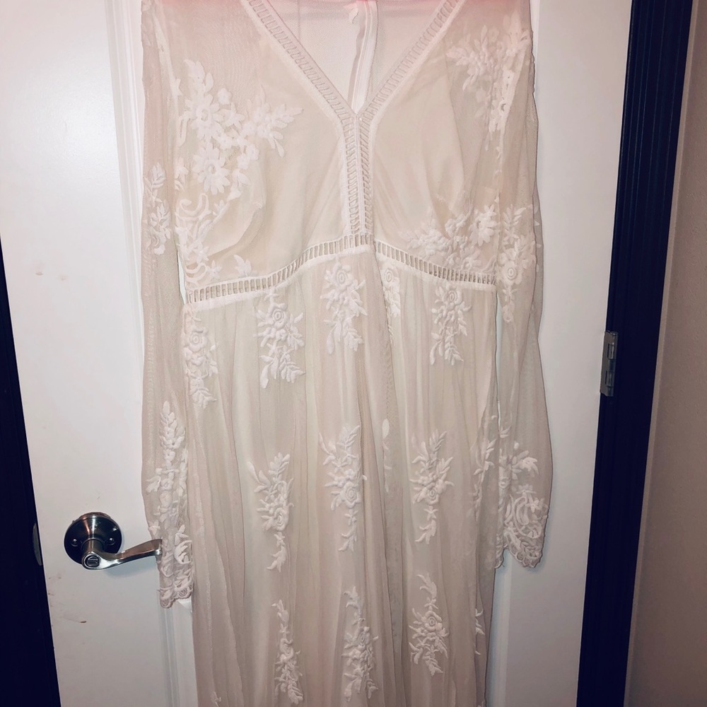 White maxi dress